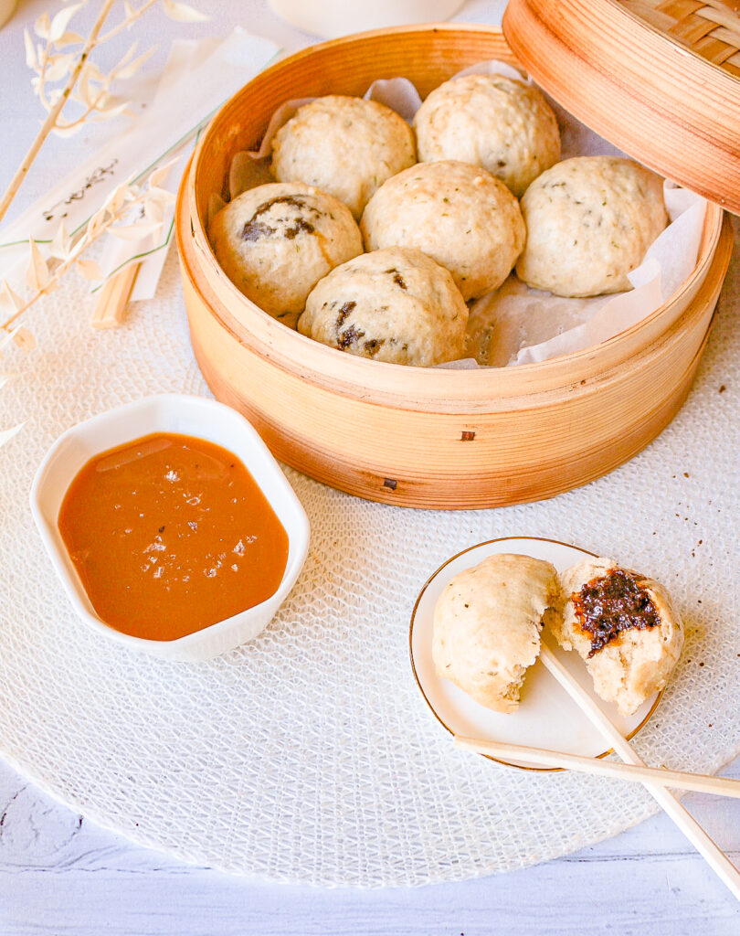 Steamed coffee buns